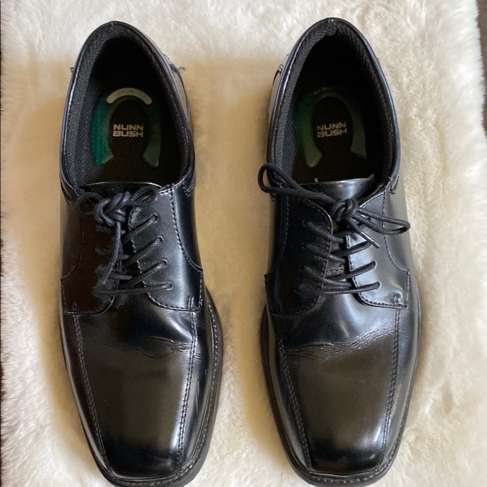 Nunn Bush Men's Shiny Black Oxfords